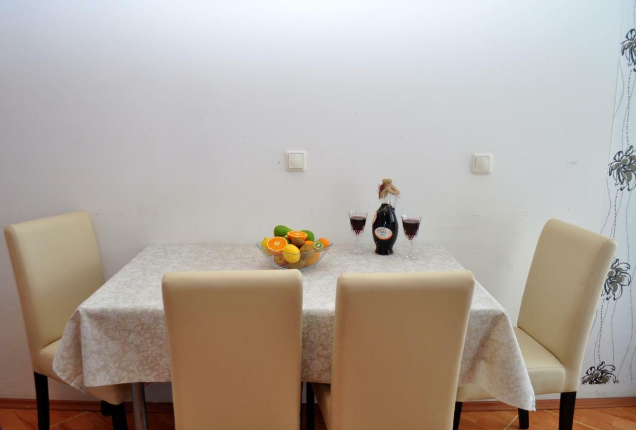 Apartma Ivica *